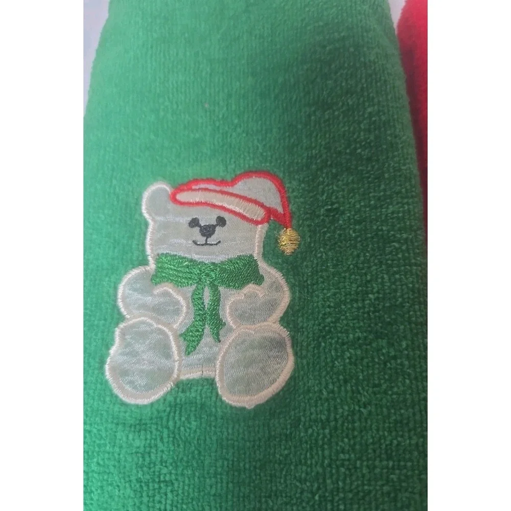 Tom Roe Vintage Christmas Hand Towels Set of 2 Red Green Bear Cotton USA Fringed